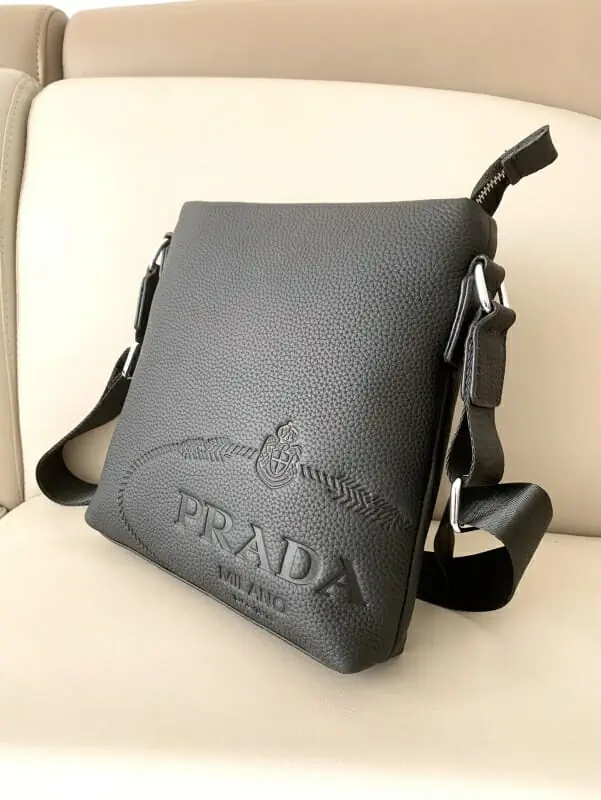 prada aaa homme mini sac a main s_117aa264